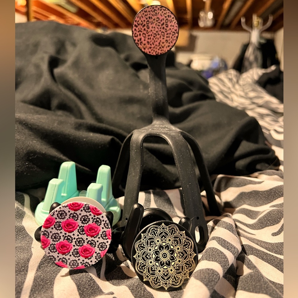 Pop Socket’s and pop socket holder’s